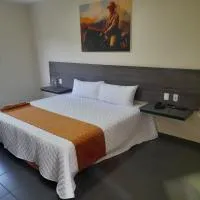 LOS BAMBUES HOTEL, hotel a La Tinaja