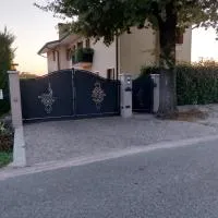 La Casa di M : D M., готель у місті Breda di Piave