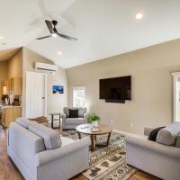 20 Mi to Glacier Natl Park Pet-Friendly Cabin, hotel near Glacier Park International Airport - FCA, Columbia Falls