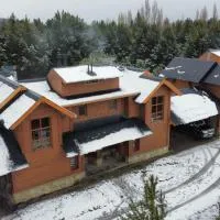 Cabañas El Montañes, hotel em Villa Meliquina
