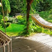 Muszynka Guest House، فندق في موشينا