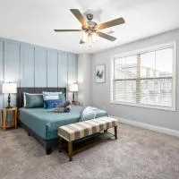 Peachers Place Townhomes (1000 Henry Place Blvd, #808) | Close to Ft. Campbell, хотел в Кларксвил
