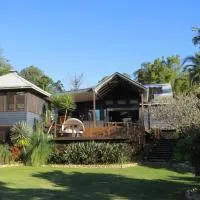 BELLINGEN CONVERTED CHURCH on the river (Pet Friendly), hotel in Bellingen