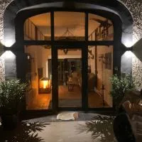 Eifelsuiten - Private Spa & Family Hideaway - Kerpen Loogh, hotel en Kerpen