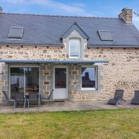 Awesome Home In La Maugon With Kitchen, Ouessant Airport - OUI, Le Vourch, hótel í nágrenninu