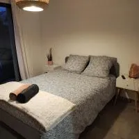 Chambre au coeur des vignes, hotelli kohteessa Myans