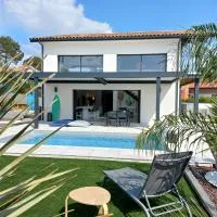 VILLA Grain De Sable PROCHE PLAGE, GOLF AVEC PISCINE, khách sạn ở Moliets-et-Maa