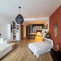 T4 rénové, clim, internet & Netflix, tout confort – hotel w dzielnicy Blancarde w Marsylii