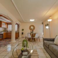 Casa Elefante hermosa y Centrica, hotel din apropiere de Aeroportul Internaţional General Roberto Fierro Villalobos - CUU, Chihuahua