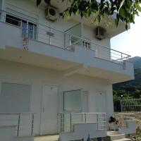 Guest house Plazhi Dhermi &ndash; hotel w mieście Dh&euml;rmi