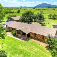 Spacious Country Home Near Ft Sill and Medicine Park