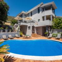 Maartens Guesthouse, hotel en Fresnaye, Ciudad del Cabo