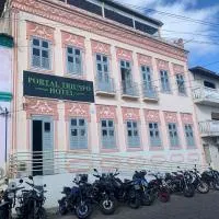 Hotel Portal Triunfo,特里溫福的飯店