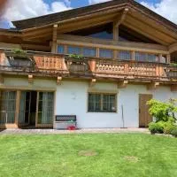 Berghaus, hotel Ellmauban