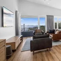Bluehaven Woolgoolga - Brand New, Ocean Views, 200m Stroll to Beach and Restaurants!, hotel a Woolgoolga