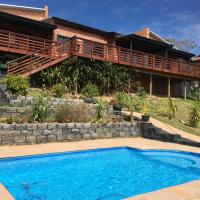 Two bedroom house with pool, khách sạn ở Knysna Heights, Knysna