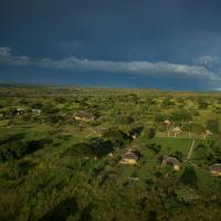 Bwana Tembo Safari Camp, hotel en Paraa