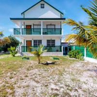 Roughrider Inn Gold Standard Certified, hotel cerca de Caye Caulker Airport - CUK, Cayo Caulker