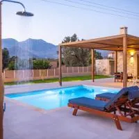 Marelia Villa 2, hotel u gradu Tympáki