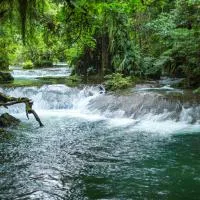 Stay at Eden on the River, hotell i Port Vila