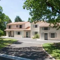 Le Clos des Lilas, hotel u gradu 'Graves'