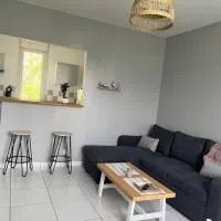 Logement 10 minutes de rouen, hotel v destinaci Oissel