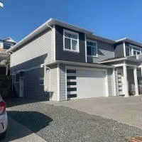 Entire 2BR Guest House in Quiet Area, hotel em Nanaimo
