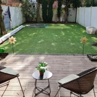 Lux & Cozy Apt + Garden +Jaccuzi, hotel in: Wilrijk, Antwerpen