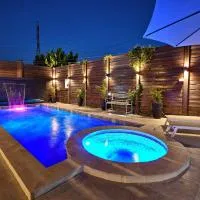 פנינת עוז - מתחם נופש יוקרתי, hotel in Oshrat