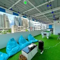 k4 be chill *Wongwianyai BTS_80m*Family&Friend*, hotel en Godown