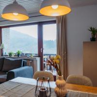 Ferienwohnung mit Seeblick — Sport und Erholung, hotel em Niedersfeld, Winterberg