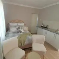 Izibusiso Guest room, hotel em East London