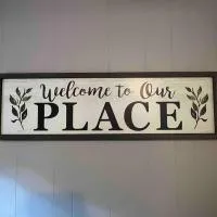 Cozy Cabin, minutes from Lost River State Park, hotel en Mathias
