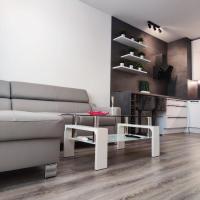 NEW Luxury 2 bedroom apartment, fully airconditioned, near the airport, FREE Parking: Bratislava, Bratislava Havaalanı - BTS yakınında bir otel