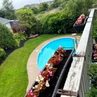 Poolside entire lower level apt, hotel v destinácii Whitby