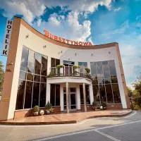 Bursztynowa, hotel em Luków