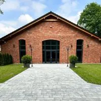 Red Barn, hotel di Spała