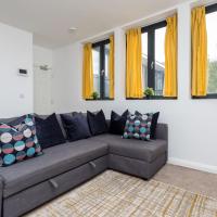 Studio Flat in the Heart of Crawley- Apartment 7