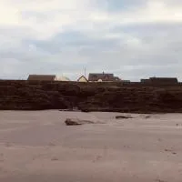 Seafield House at the beach, מלון בQuilty