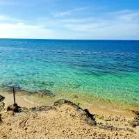 Evelin's On The Beach โรงแรมในมอนเทโกเบย์