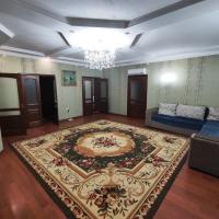 5-комнатный дом посуточно, hotel cerca de Aeropuerto internacional de Shymkent - CIT, Shymkent
