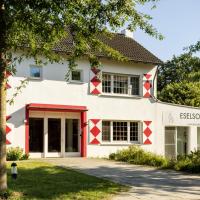 Schloss Hertefeld & Hertefeldhof, Hotel in der Nähe vom Flughafen Weeze Niederrhein - NRN, Weeze