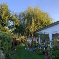 Villa Jani b&b, hótel í Breitscheid