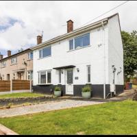 Immaculate 4-Bed House in Darwen Blackburn BB1