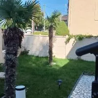 Maison élégante et spacieuse, hotel v destinácii Écouen