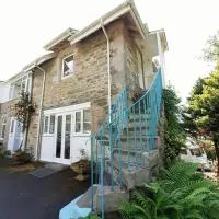 Peaceful and Stunning Waterside Location, hotel a Helensburgh