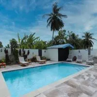 Airport Inn, hotel en Piarco