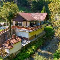 Gorgeous Home In Cabar With Kitchen