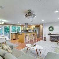 Lake Oswego Home with Covered Patio Near Portland!