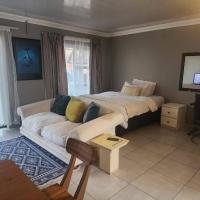 Tenlet guesthouse, Faerie Glen, Pretoria, hótel á þessu svæði